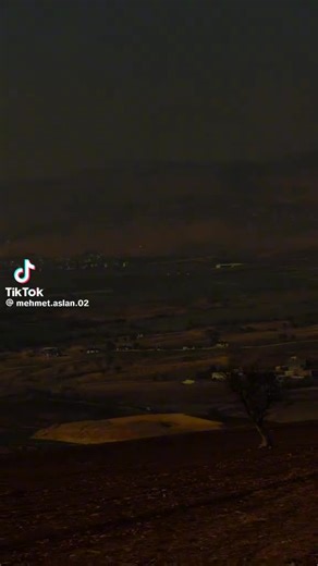 şarkı sözleri 5151👑 (@ark.szleri.5151) adlı kullanıcının orijinal ses - şarkı sözleri 5151👑 ile oluşturduğu videoları