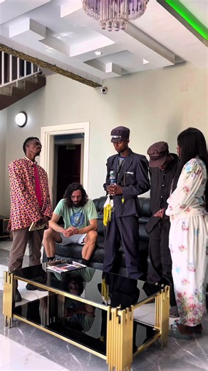 Il est parmi nous 😇😂😂#CapCut #pourtoiii #partage #abonnetoi @narcisse_kokodioko @LE 20H🕗 Kenkabemba @La force de la femme