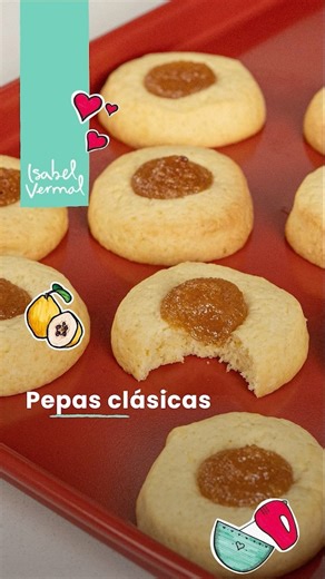 Isabel Vermal on Instagram: "Pepas clásicas de Membrillo: Riquísimas y tan fáciles de hacer que no da para que las sigas comprando en el super Pepas clásicas de Membrillo 125grs Manteca/ Mantequilla 125grs Azúcar blanca común 1/2 uni Ralladura de limón 1 uni Huevo 1 uni Yema 270grs Harina 0000/ Pastelera 1 cdta/ 1 tsp Polvo de hornear 1 pizca/ 1/4 tsp Sal 150grs Membrillo #pasteleria #panaderia #reposteria #patisserie #pastry #bakery #pastel #torta #tortas #pastrychef #pastrylove #chef #reposter