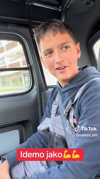 #foryou #foryoupage #mladost #ludost #bosna🇧🇦 #croatia #ludost #macedonia🇲🇰 #slovenia🇸🇮 #balkan #muzika #trendingsong #citati #posao #posaoodkuce #posaoizsnova #posao #bosna🇧🇦 #dijasporatiktok