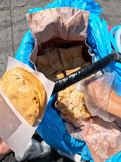 Taquitos de canasta para llevar 🌮🧺 #tacosdecanasta
