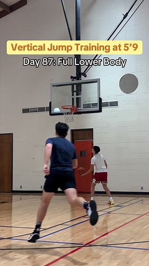 Jackson on Instagram: "If you want to jump high, you need to train like it💪🏻 Jumping + strength + core = the path to athleticism. Follow along for more workouts. #verticaljumptraining #jumptraining #athletetraining #basketballtraining #hooper"