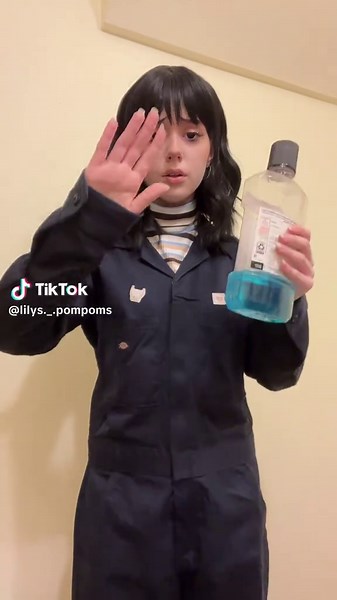 Anya's DIY Cosplay: Style and Makeup Exploration