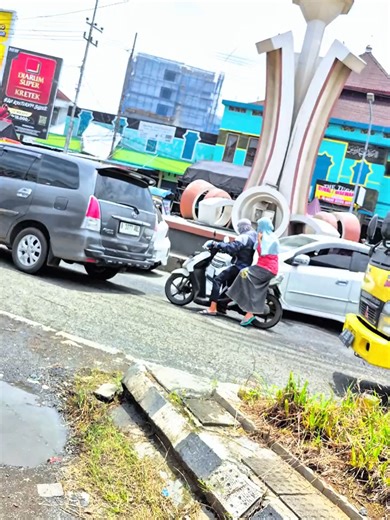 Mudik Aman dan Nyaman di Tugu Wingko Babat