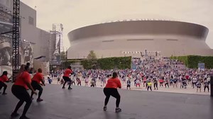 2.2K views · 48 reactions | Can y’all believe it’s been over a month since the 2024 #CCC10K? We’re reminiscing on all the peak moments from race day. What are you looking forward to most next year? Watch the full recap video: https://ccc10k.com/. Tag your friends below if you spot them!  | Crescent City Classic | Facebook