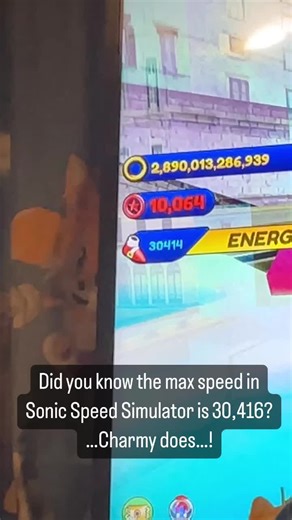 This gives me a headache to look at charmy please stop - - - - - - - #sonicthehedgehog #sonic #sonicspeedsimulator #roblox #charmybee