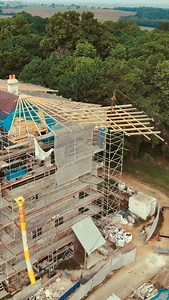 A monumental step forward in the restoration of the château roof and facades! Last week our carpenters removed the enormous canopy that has been protecting the western wing during the restoration works. Their focus now turns to the restoration of the large oak ridge which spans the length of the western wing. | Château de Purnon