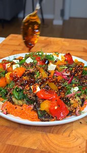 Crispy Quinoa Salad #salat #veggierecipes #healthysalad #greensalad #vegan #veggie #veganrecipes #veganessen #salade #healthyfood #simplesalad #easymeals #vegetarianrecipe #easysalad #plantbasedfood #healthylifestyle #veganfood #veganrecipe #quinoa #healthy #greengoddess #veganlunch #vegetarianrecipes #simplesalad #healthyfood #healthy #healthyrecipe #saladrecipe #quinoasalad #vegandinner #vegan | Dr. Vegan