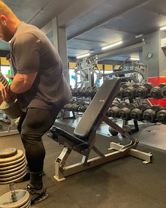 Andy Scott Bodybuilder on Reels