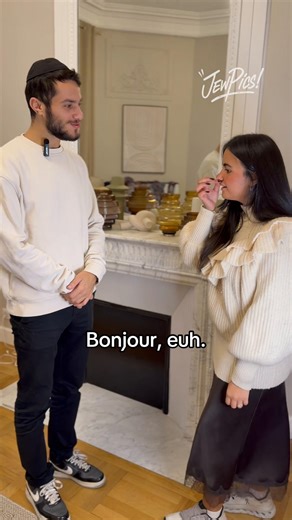 Et si toi aussi tu veux offrir un tableau personnalisé à quelqu’un que tu aimes ? 💛 Avec JewPics, transforme tes souvenirs en une œuvre unique.✨ ✈️ Livraison Israël & Europe 📦 Envoi protégé 💬 Commande en DM ou sur www.jew-pics.com #ArtSurMesure #TableauUnique #CréationArtistique #JewPics #DécorationIntérieure