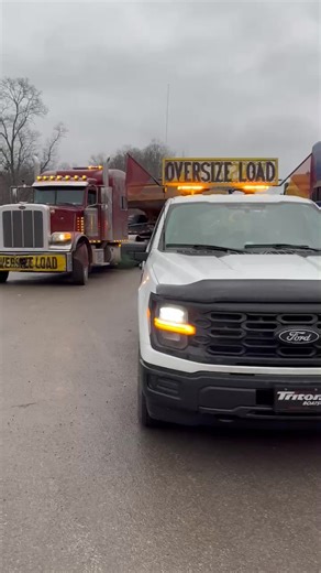 The Dynamic Duo Josh in “Ole Blue” #223 & Tank in “Red Widow” #268 out making big moves in West Virginia.. it’s nice of them to let Tom and Dano escort them along. 😂😂 For your next Heavy Equipment Local or Long Distance give move give us a call! ⛓️🪝🚜🚛 #Accuracy #Dependability #Urgency | Ken's Towing & Services, LLC