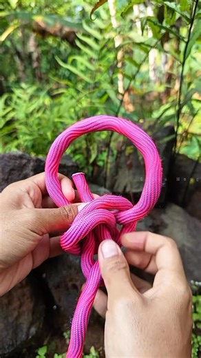 4.2K views · 38 reactions | The double bowline knot is one of the tie-in knots commonly used in rock climbing, along with the figure-eight follow-through knot and the Yosemite bowline.  #bowline #doublebowline #knot #tricks #climbing | Hafiz Munggaran | Facebook