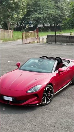 MG Cyberster Electric ⚡️ Red || Door closing view || DJI mini 4 Pro