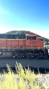BNSF has some of the nicest Engineers in Colorado. They often wave or blow the horn. | Eric’s Train Yard