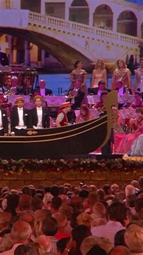 Gondola Arrival at André's Love in Venice Concert