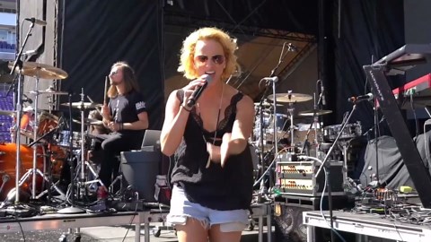 Adley Stump Live Performance & Inspiring Story Overcoming Comparison