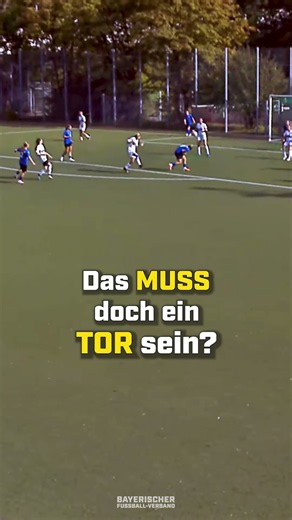 💪 Macherin! 🙋‍♀️​ Marina Siegl klärt für den BCF Wolfratshausen auf der Linie. 👏🔥 #keeper #bfv