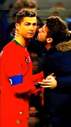 Фанаты теряют контроль из-за Роналду 😲