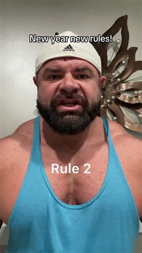 New year new gym rules! If you’re new to the gym, you must follow these rules. #gymbro #gymrules