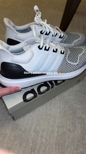 Men’s adidas bounce 😍 #tiktokshopcreatorpicks #tiktokshoprestock #adidasbounce #mensadidas #menssneakers