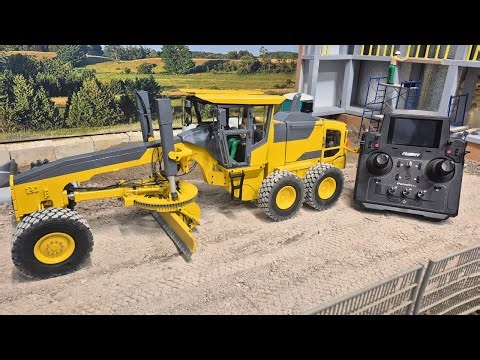 Assembling A Detailed 1:14 Scale 3D printed Road Grader Part 1