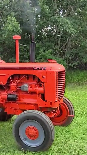 J.I. Case DC-4 Tractor #jicase #jicasetractors #tractor #machine #engineering