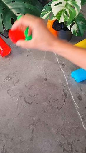 1.2M views · 10K reactions | من عمري ١٠ سنين، بعمل رولات الجيلو 﫶藍⁣...