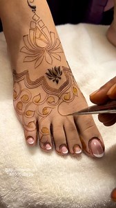 959K views · 10K reactions | New feet design  #henna #kpmehandiart #mehendilovers #viral #mehndi #mehendi #mehendi #art #loge #arabicmehendi#bride #feet | Kp Mehandi Art | Facebook