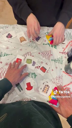 How to Play PILES: A Fun Card Speed Game