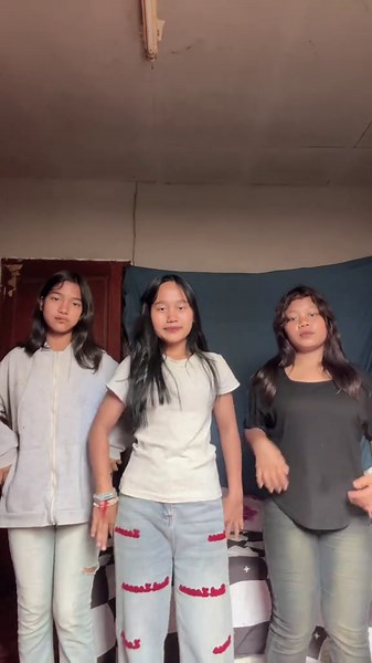 @小其 @萌萌G #上热门900000000亿流量第一名 #不点赞下次学你 #不火删