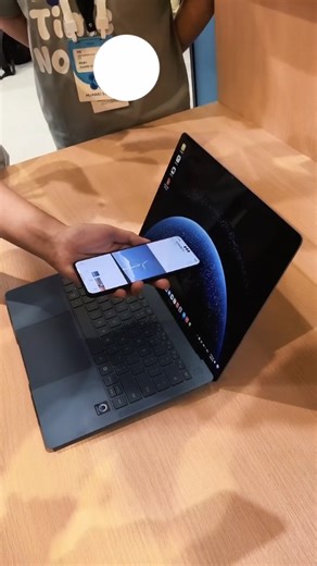 Quantum Techy | Experience amazing technology that connects your phone to your laptop—enabling file sharing, screen mirroring, multitasking, and seamless... | Instagram