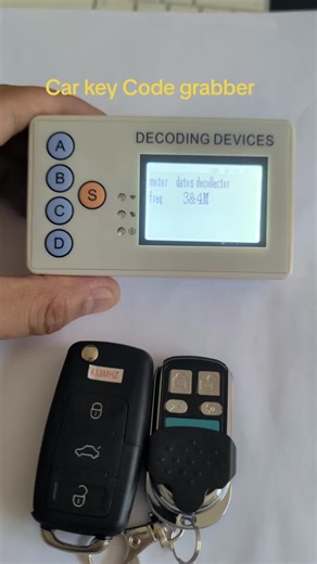 Remote control copier code grabber infrared alarm remote control copier#codegrabber #carkey #remotecopier #fyp