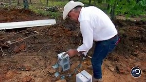 "There's two things that could happen when my kids see this. They could say, 'Dad you're amazing.' Or 'Dad it's time for your medication.'" Marty's creative alarm system -- using a bike wheel of all things -- could be the solution to helping a family living in a flood zone. Catch part 2 of this Homestead Rescue Wednesday at 10pm ET on Discovery. | Homestead Rescue