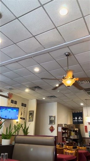 Harbor Breeze Glenwood ceiling fans reversed for winter but both pull chains are now on high.