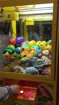 30" Toy Soldier Crane/Claw Arcade Machine