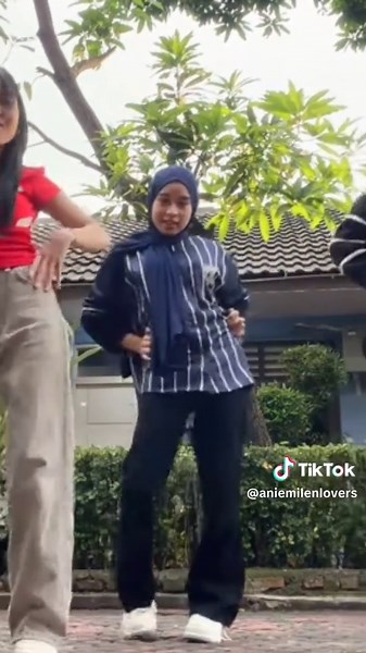 aktipp dn semangat bngt mimill nge dance nyaaa hobah mill💃🏻@DA7 MILA #milen #da7mila #da7valen #dangdutacademy7 #fyppppppppppppppppppppppp