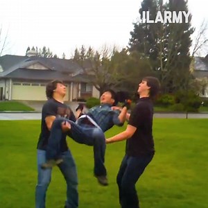 They definitely did not stick the landing! | FailArmy