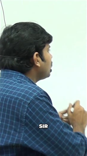 Durga Jobs on Instagram: "Big enterprise apps often use multiple databases. Customer info in Oracle, billing in Sybase. Choose the right database for the data! #EnterpriseArchitecture #DatabaseDesign #DataManagement #Oracle #Sybase #BigData #SystemDesign"