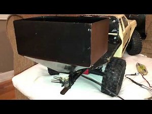 DIY RC Salt spreader!!! Axial Scx10ii
