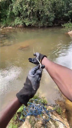 Magnet Fishing with a 400lb Magnet! You Won’t Believe This 😳#magnetfishing#magnetism #magnet