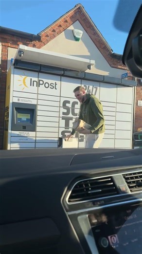 Anyone else try and guess which Inpost locker is going to open??🤣 #inpost #guess #surprise #tryit