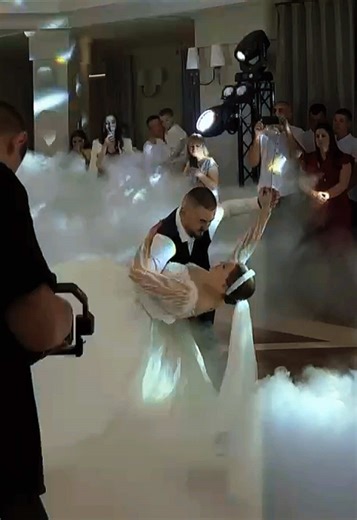 Максим Бородін - якби не ти #урокипершоготанцюульвові #весільнийтанець #першийтанецьльвів #максимбородін