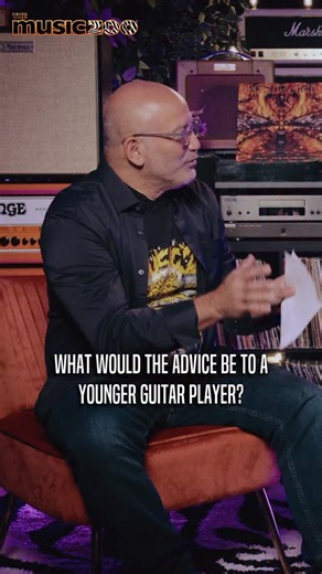 Tim Henson’s 𝐁𝐄𝐒𝐓 𝐀𝐃𝐕𝐈𝐂𝐄 to guitar players? ⁣ It’s probably 𝐍𝐎𝐓 what you think...⁣ ⁣ Watch now as The Music Zoo’s Tommy Colletti talks all things guitar and inspiration with Generational Guitar Hero Tim Henson (@thew6rst) before his Ibanez sponsored clinic at their Long Island, NY showroom in August 2025! Wanna see more? Head to The Music Zoo’s 𝐘𝐨𝐮𝐭𝐮𝐛𝐞 𝐜𝐡𝐚𝐧𝐧𝐞𝐥 (🔗 in bio) now to watch the full interview we captured with Tim Henson talking in depth about working with Ha