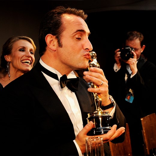 979K views · 2.1K reactions | Il y a 10 ans, Jean Dujardin devenait le premier acteur français à remporter l’Oscar du meilleur acteur pour son rôle dans “The Artist”. Retour en vidéo !  | Neo | Facebook