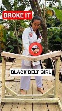Black Belt Girl Breaks Wood Board | Chintya Candranaya Pencak Silat | DON'T QUIT
