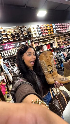 KAYLA CHEYENNE ✨ on Instagram: "TWO DAY SALE 🫣👢🔥 Y’all know I don’t gatekeep @gomezwwhoustonoficial on the 30th & 31st! ✨ Available in Houston, Dallas, San Antonio, & Oklahoma 🙌🏽 📍2404 Texmati Dr Unit 501 Katy, TX 77494 #cowgirlboots #cowboyboots #gomezwesternwear #shoppingfinds"