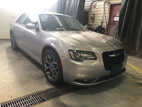 2018 Chrysler 300 S, Navigation, AWD, Uconnect