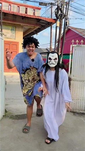 Dikejar orang gila dan Zombie