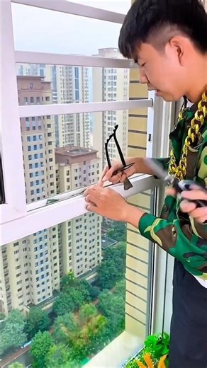 Dad’s Jelly Cleaning Hack Shocked Everyone! 😲✨ #JellyHack #CleaningGadget