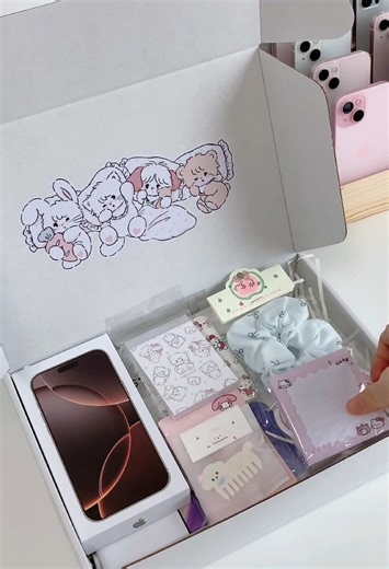 YourFriendKimberly (@kimberly_sticker) - ASMR iPhone 16 Pro gift box packaging #packing #packingorders #asmr #iphone #iphonegiftbox